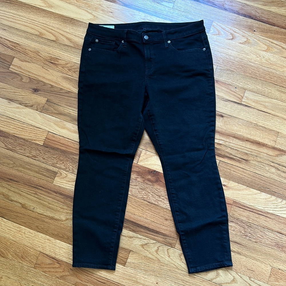 GAP Mid Rise Curvy True Skinny Jeans